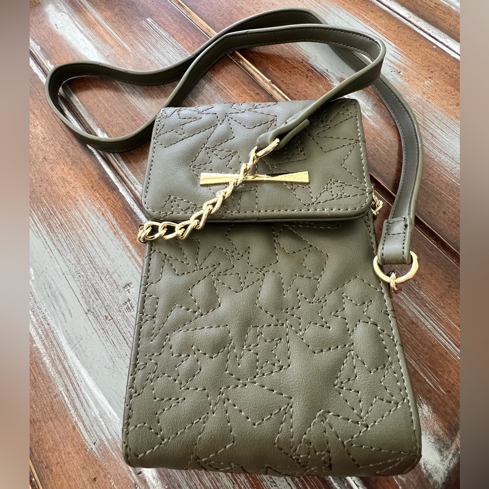 Betsey Johnson Star-Patterned Olive Crossbody Bag